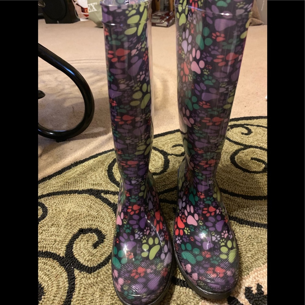 Rain boots the animal rescue paws galore